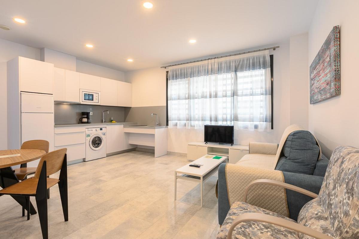 Apartamentos Guerrero 3 Torre Del Mar Buitenkant foto